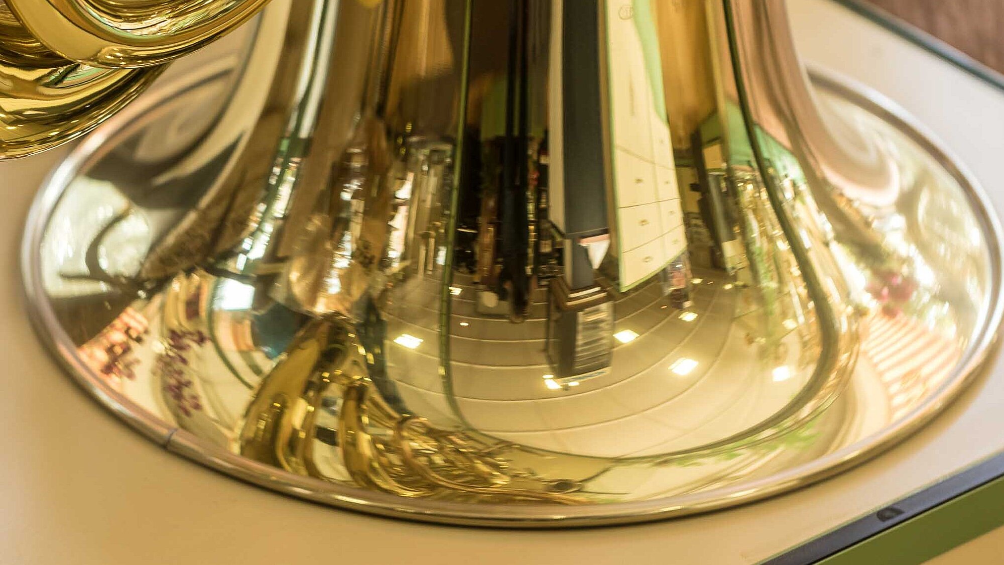 Schalltrichter einer Tuba